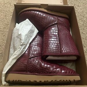 UGG Croc Burgundy Shearling Lined Boots